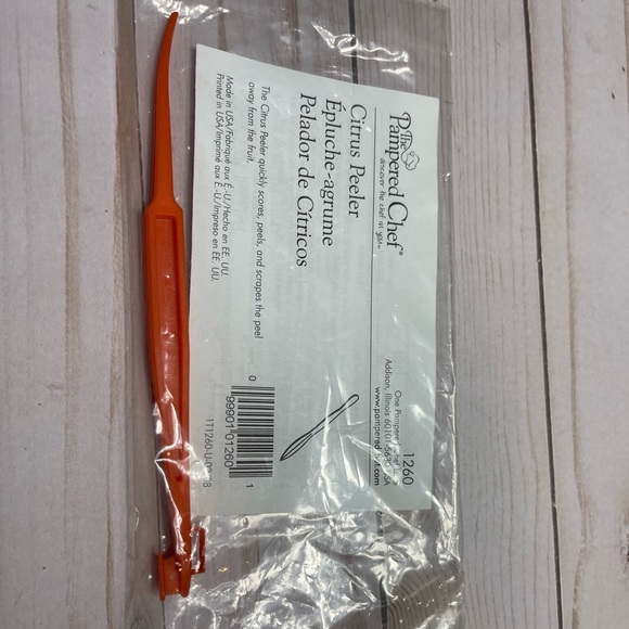 The Pampered Chef Citrus Peeler - brand new in bag - Picture 2 of 2